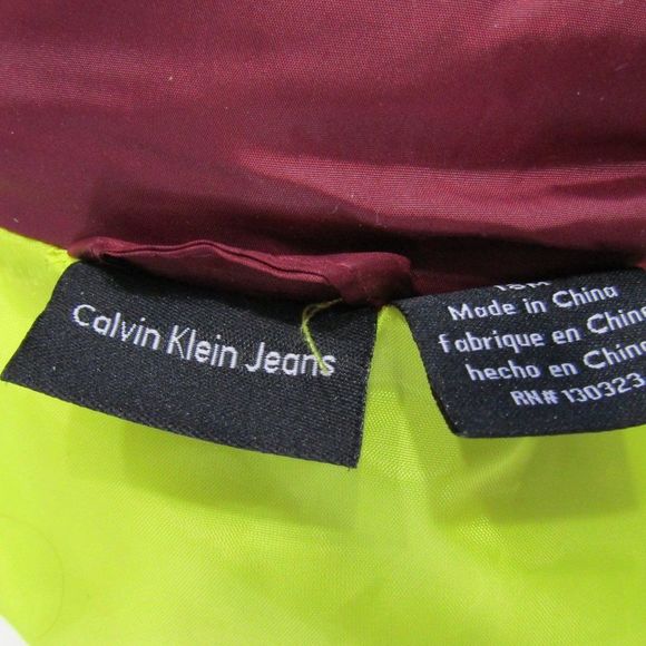 NWT Calvin Klein Jeans Puffer Vest Burgundy 18m - Picture 4 of 6